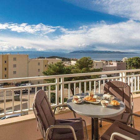 1 Bedroom Stunning Apartment In Makarska Eksteriør bilde